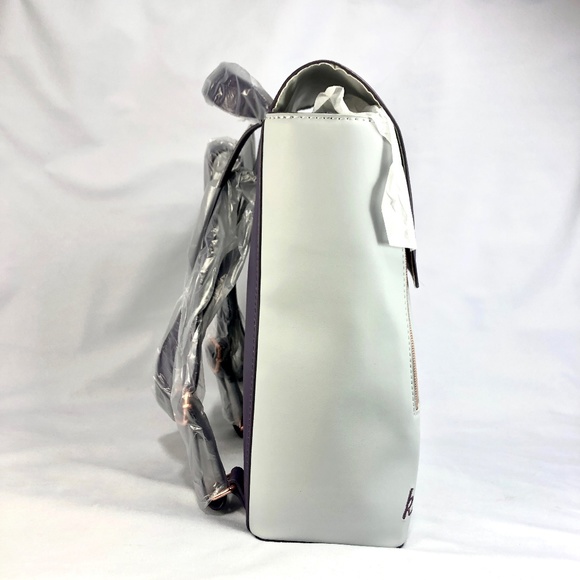 Disney Parks 2022 The Haunted Mansion Kiss The Bride Backpack Bag - NEW - Picture 3 of 8